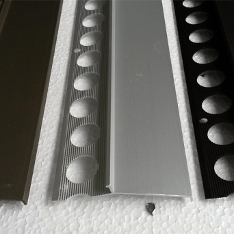 Profil aluminiowy balkonowy okapnikowy 85mm 3m złoty