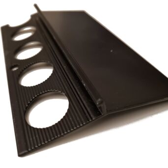 Profil aluminiowy balkonowy 85 mm 3 m okapnik lakierowany czarny RAL9005