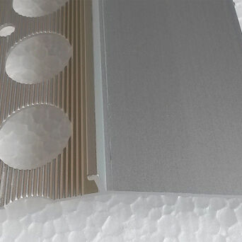 Profil aluminiowy balkonowy okapnikowy 85mm 3m srebro
